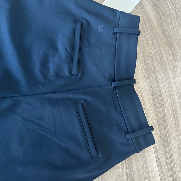 Lululemon XS Short Luxtreme Deep Blue Wide-Leg Trousers - Picture 6 of 16
